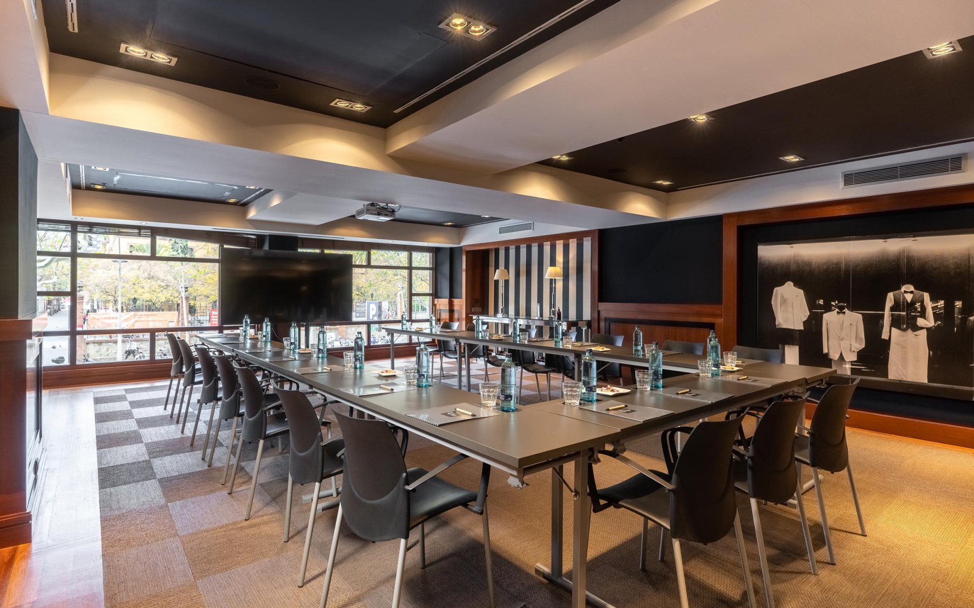 Cocina para eventos Alquiler espacios Barcelona Fiesta corporativa Rent spaces Barcelona Espacio para eventos Barcelona Espacio para fiesta Organizar fiesta Barcelona Donde celebrar fiesta de Fiesta navideña Celebracio empresa Alquilar espacio para fiesta Estudio para fiesta Sala para eventos Reunion Barcelona Sala para reuniones Sala formaciones Alquiler espacios Barcelona Sala para eventos